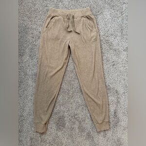 Alo Yoga Cozy Tan Ribbed Joggers